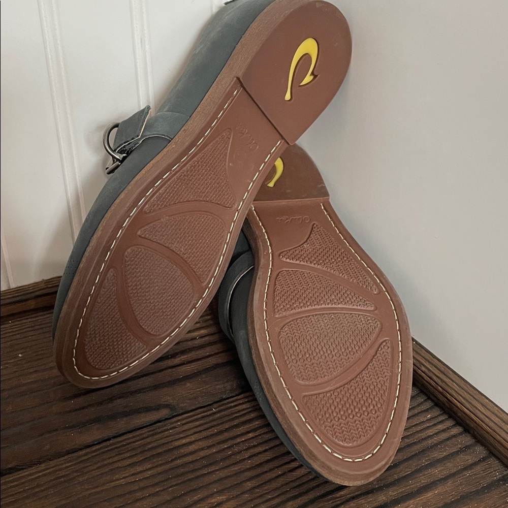 New OluKai Haili Leather Loafer - Picture 7 of 7